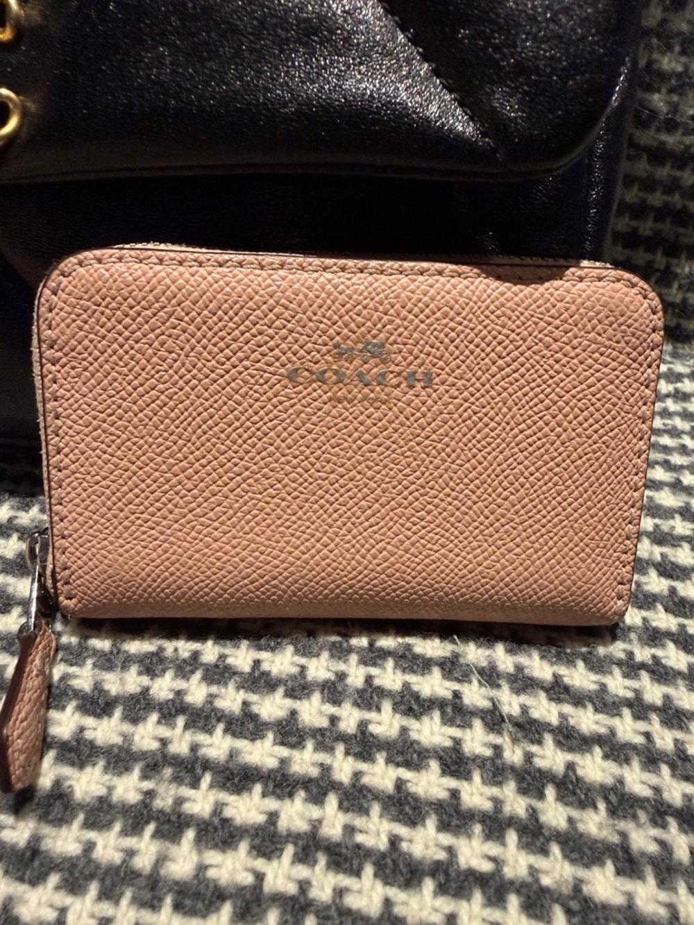 Coach Blush Pebbled Zip Card Wallet
